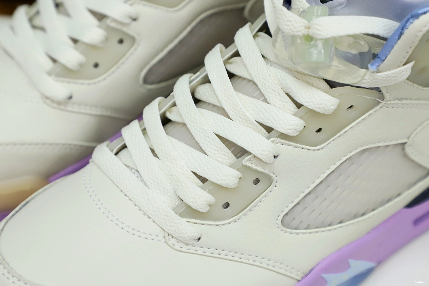 WE BE THE DJ AIR 5 KHALED JORDAN 0225